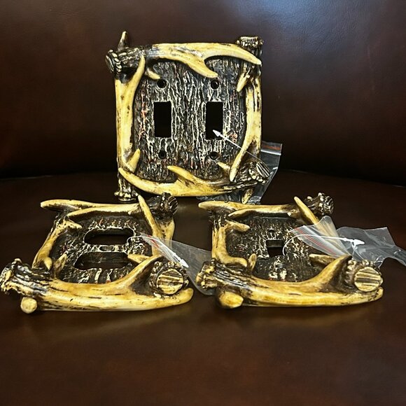 NWT Set of 3 Faux Deer Antler Light Switch Plate Covers - Picture 3 of 12